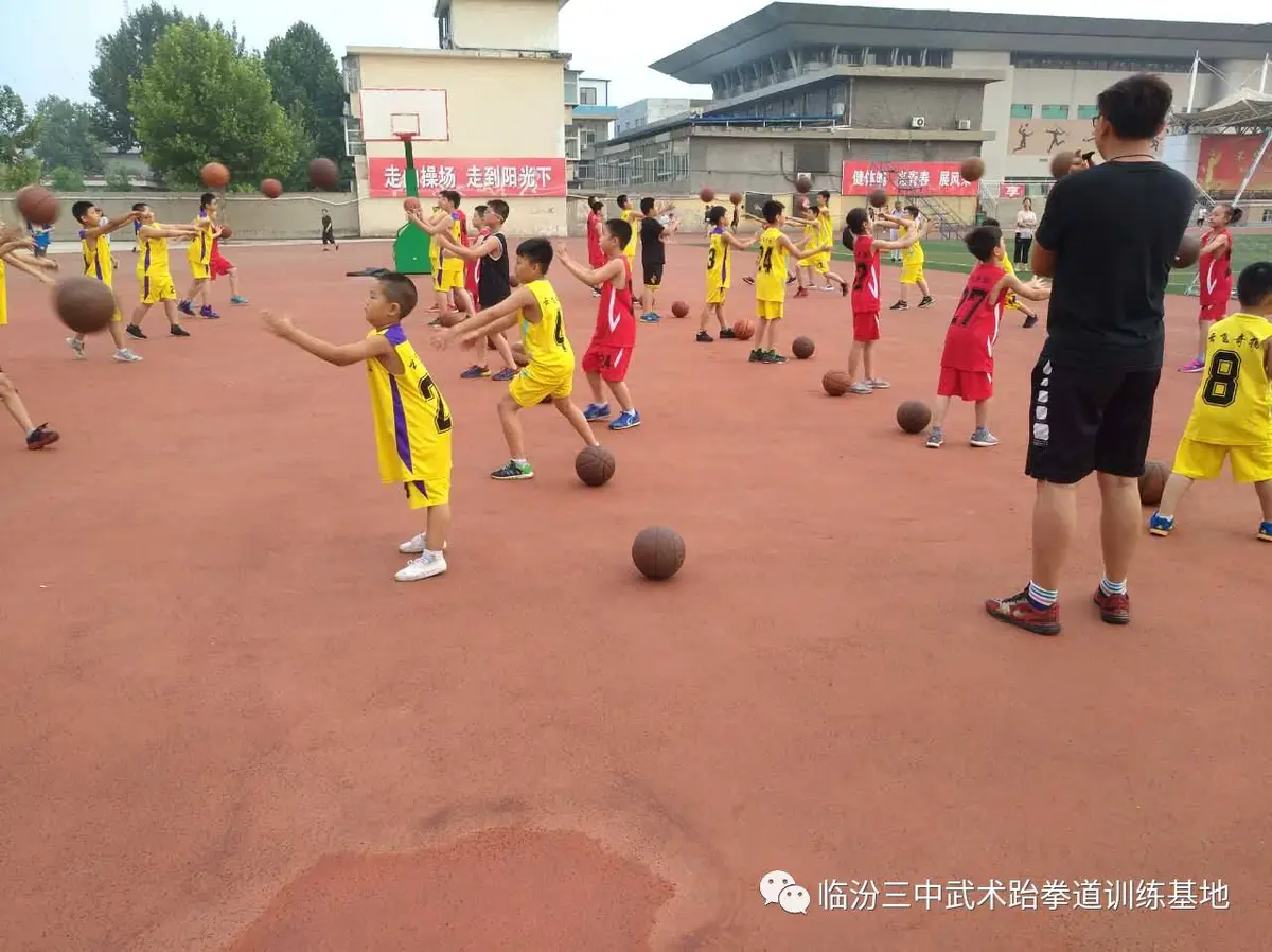 制定篮球交流计划以促进个人技能发展的方法_1